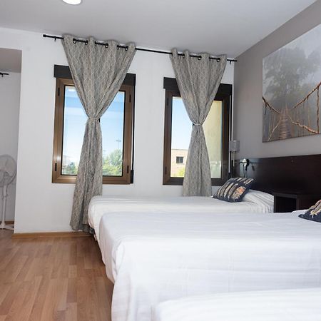 Hostal Venta De Valcorba Σορία Εξωτερικό φωτογραφία
